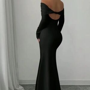 Black Off The Shoulder Maxi Dress